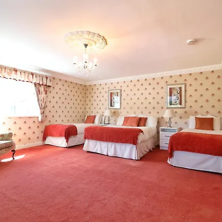 Meadowside 4*