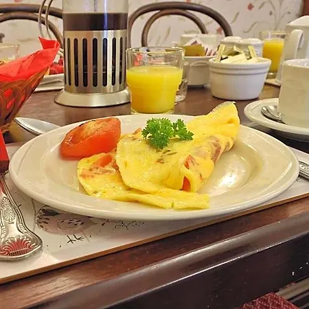 Frühstückspension Meadowside 4*