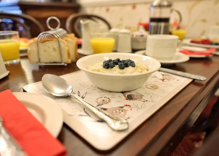 Meadowside 4* Банклоди